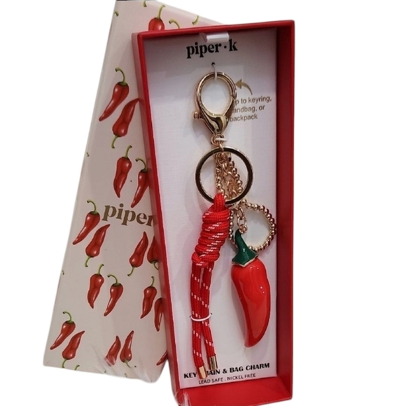 🌶 🔹️Piper K 🔹️ Red Hot Chilli PepperGold Key & Card Holder NWT ✨️🌶 - Picture 1 of 5